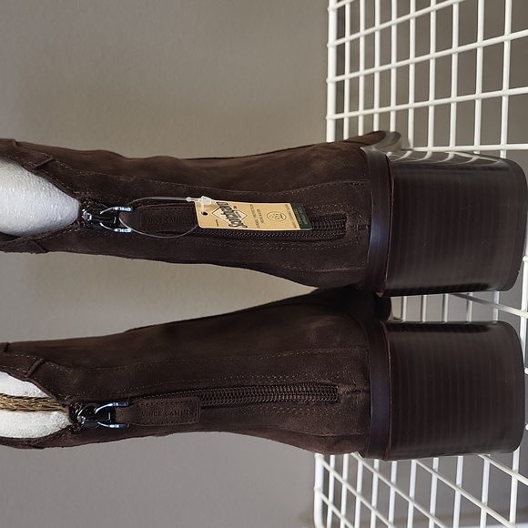 Vince Camuto Dark Brown Heeled Leather Boots NEW - Picture 5 of 11